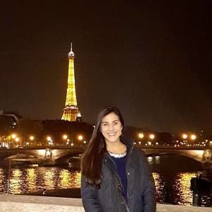 Meet your Posher, Simone